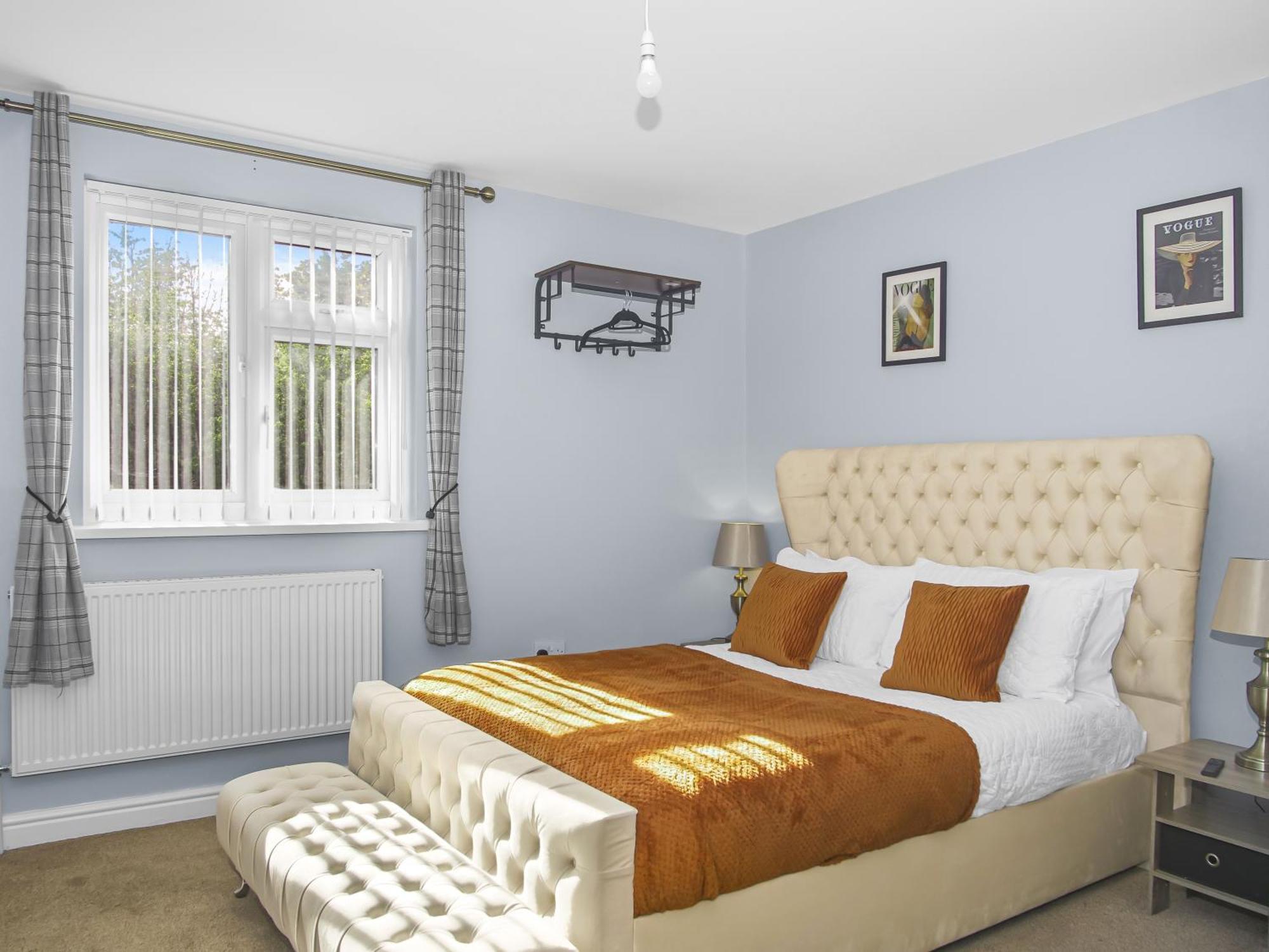 Luxe 5 Bed Bungalow In Snodland, Medway, Kent 외부 사진