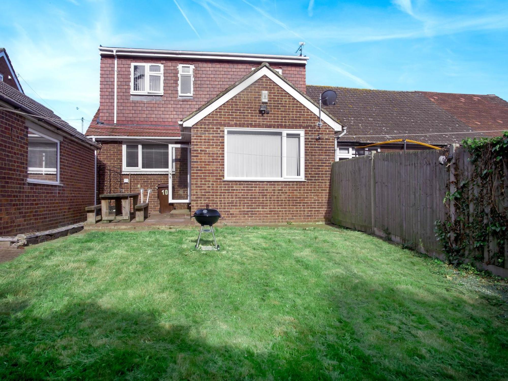 Luxe 5 Bed Bungalow In Snodland, Medway, Kent 외부 사진